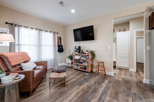 659 Thormeyer, Seguin, TX 78155