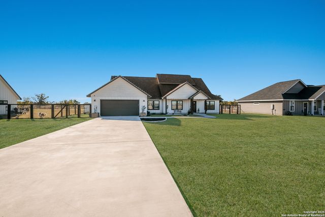 659 Thormeyer, Seguin, TX 78155
