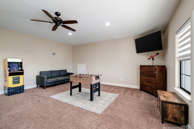 659 Thormeyer, Seguin, TX 78155