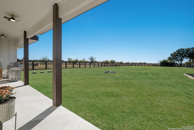 659 Thormeyer, Seguin, TX 78155