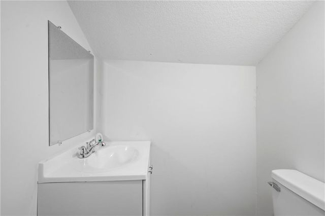 2404 Denver Avenue, Kansas City, MO 64127