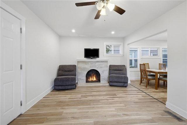 2404 Denver Avenue, Kansas City, MO 64127