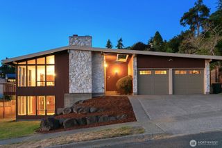 4224 SW Donovan Street, Seattle, WA 98136