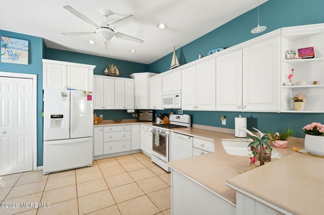 217 Lenape Trail, Forked River, NJ 08731