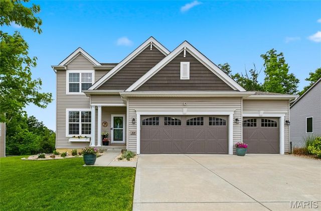 209 Grayleaf Court, Wentzville, MO 63385