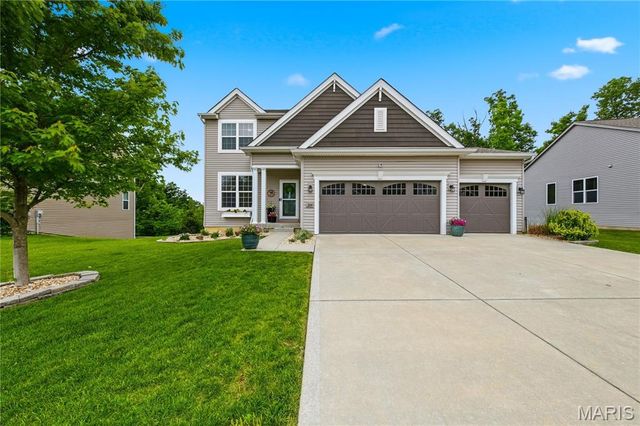 209 Grayleaf Court, Wentzville, MO 63385