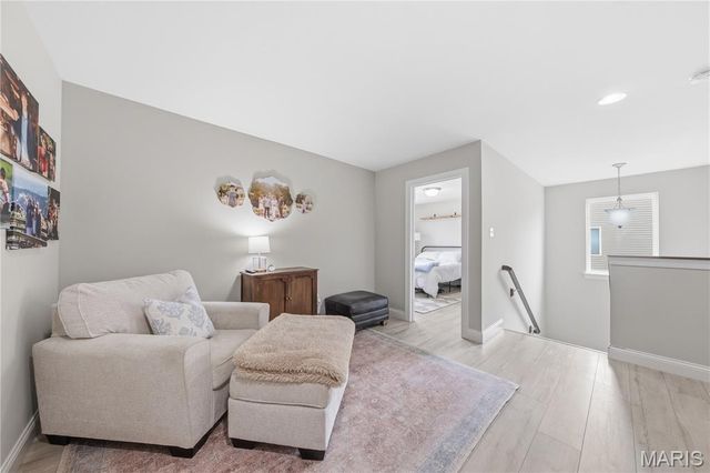 209 Grayleaf Court, Wentzville, MO 63385
