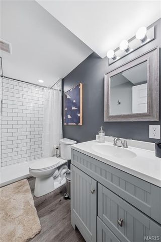 209 Grayleaf Court, Wentzville, MO 63385