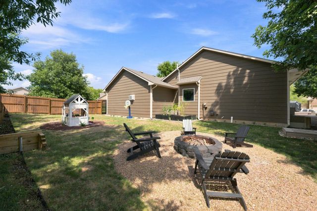 2125 E Brookstone, Derby, KS 67037