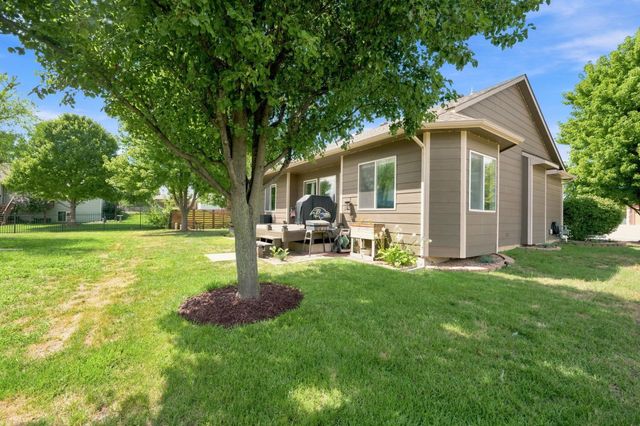 2125 E Brookstone, Derby, KS 67037