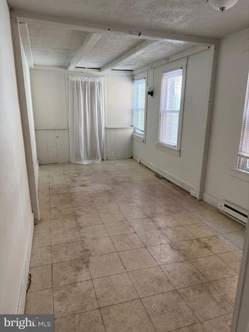 648 COLUMBIA AVE, Lancaster, PA 17603