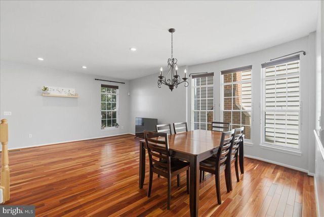 20361 HARTWELL ST, Ashburn, VA 20147