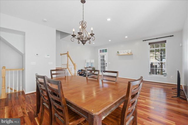 20361 HARTWELL ST, Ashburn, VA 20147