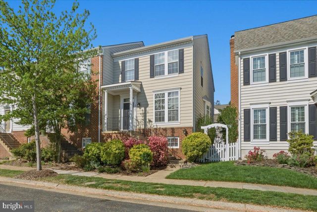 20361 HARTWELL ST, Ashburn, VA 20147