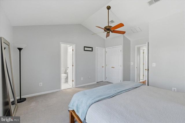 20361 HARTWELL ST, Ashburn, VA 20147