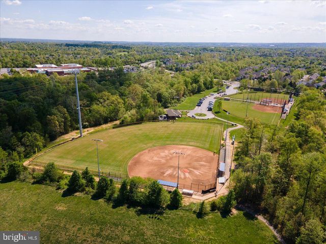 20361 HARTWELL ST, Ashburn, VA 20147