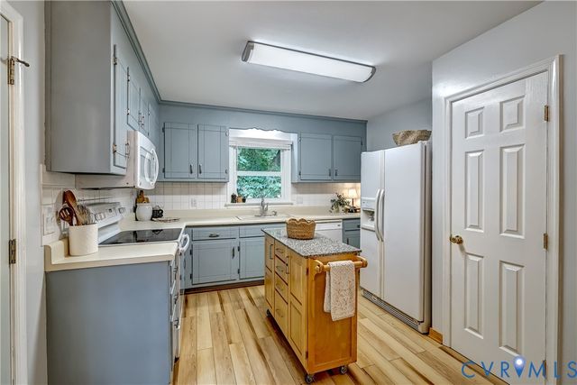 6904 Full Rack Pl, Midlothian, VA 23112