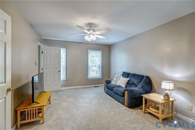 6904 Full Rack Pl, Midlothian, VA 23112