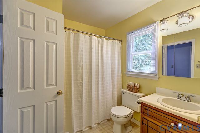 6904 Full Rack Pl, Midlothian, VA 23112