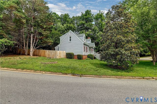 6904 Full Rack Pl, Midlothian, VA 23112