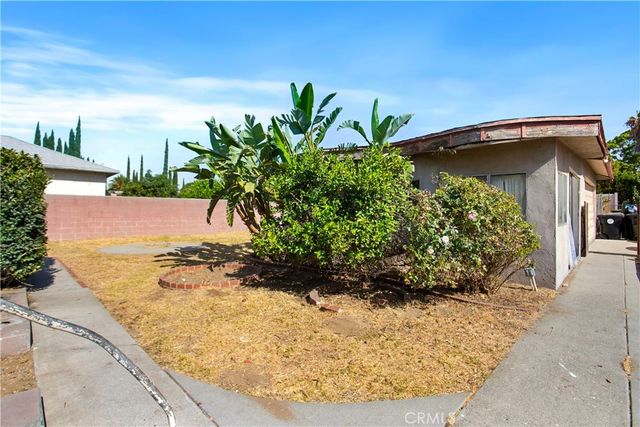 17292 Owen Street, Fontana, CA 92335