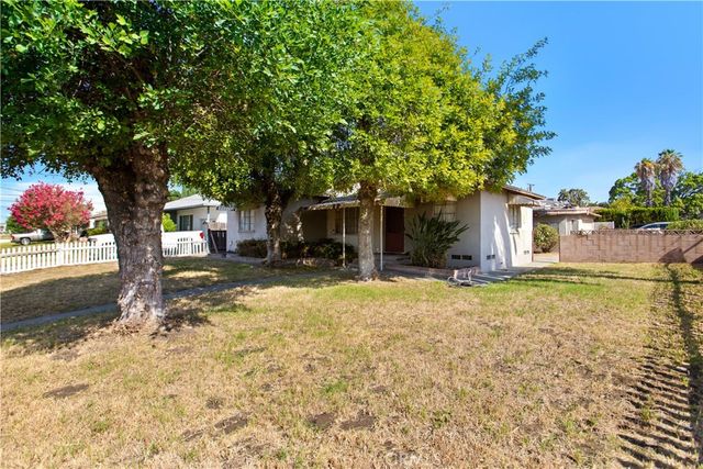 17292 Owen Street, Fontana, CA 92335