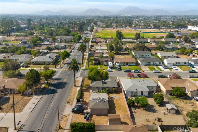 17292 Owen Street, Fontana, CA 92335