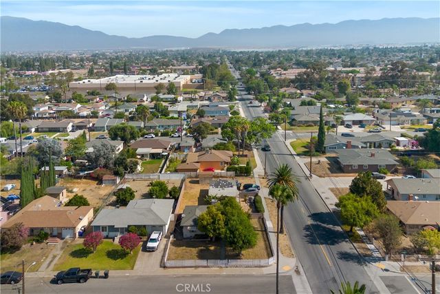 17292 Owen Street, Fontana, CA 92335