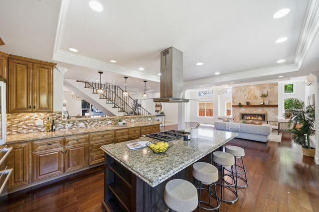 1481 W Hedding Street, San Jose, CA 95126