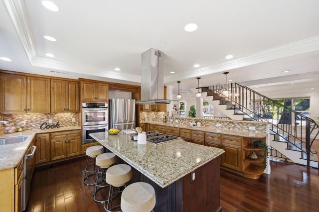 1481 W Hedding Street, San Jose, CA 95126