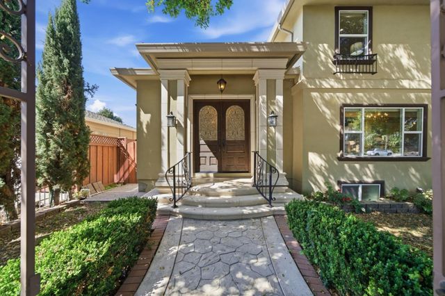 1481 W Hedding Street, San Jose, CA 95126