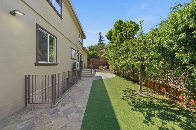 1481 W Hedding Street, San Jose, CA 95126