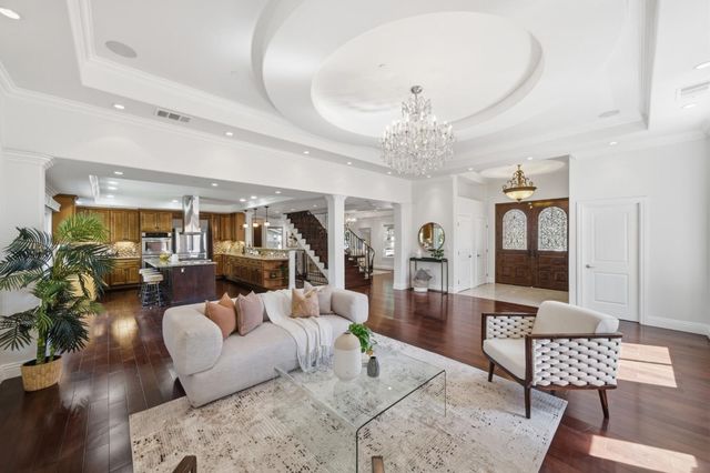 1481 W Hedding Street, San Jose, CA 95126