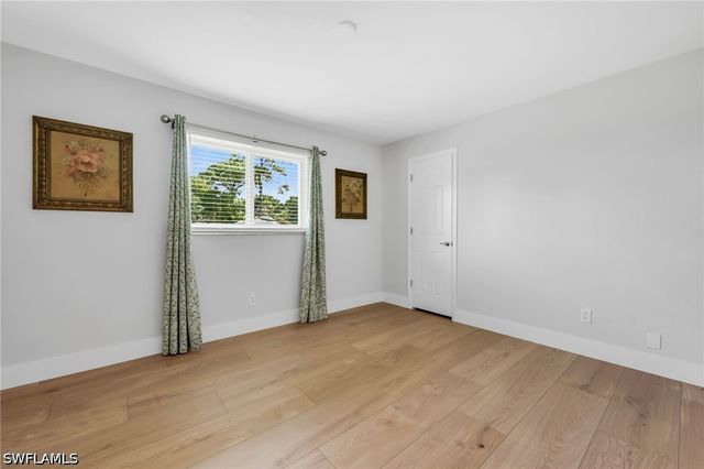 162 Westwood DR, Naples, FL 34110
