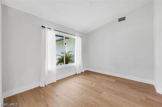 162 Westwood DR, Naples, FL 34110