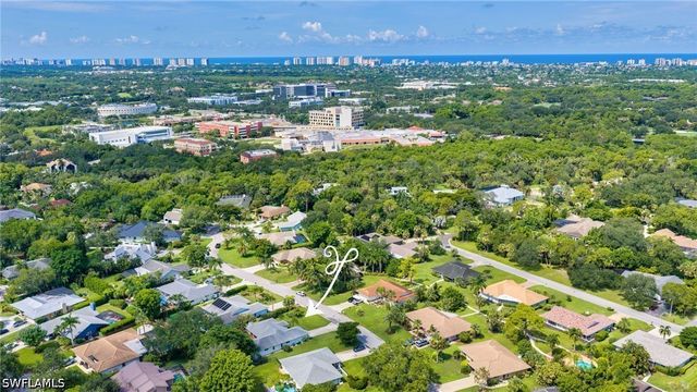 162 Westwood DR, Naples, FL 34110