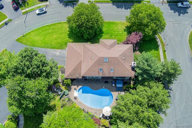 22 Peach Street, Nanuet, NY 10954