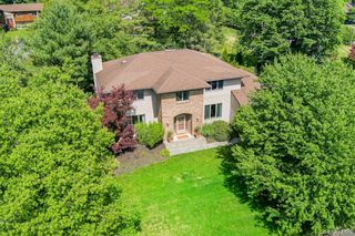 22 Peach Street, Nanuet, NY 10954