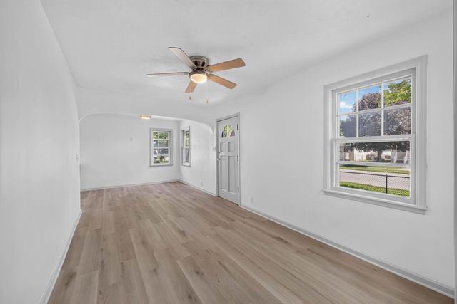 2806 AVENUE G, Council Bluffs, IA 51501