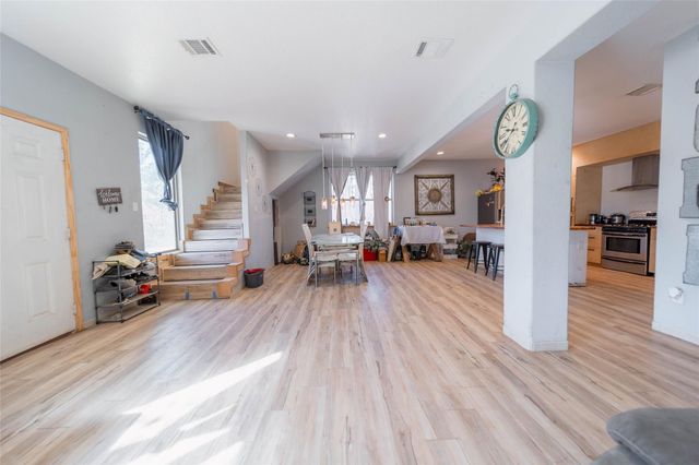 11 Seth Blvd, Cleveland, TX 77328