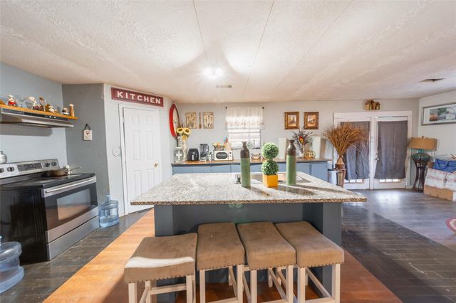 11 Seth Blvd, Cleveland, TX 77328