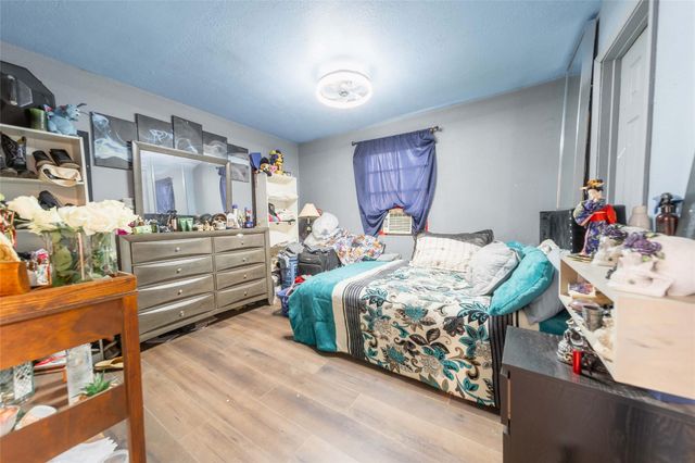 11 Seth Blvd, Cleveland, TX 77328