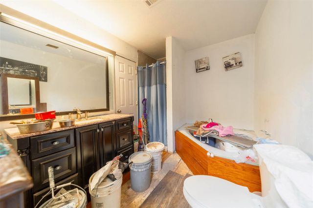 11 Seth Blvd, Cleveland, TX 77328