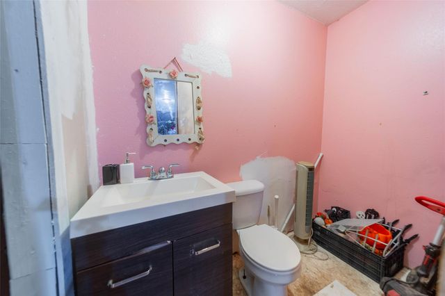 11 Seth Blvd, Cleveland, TX 77328