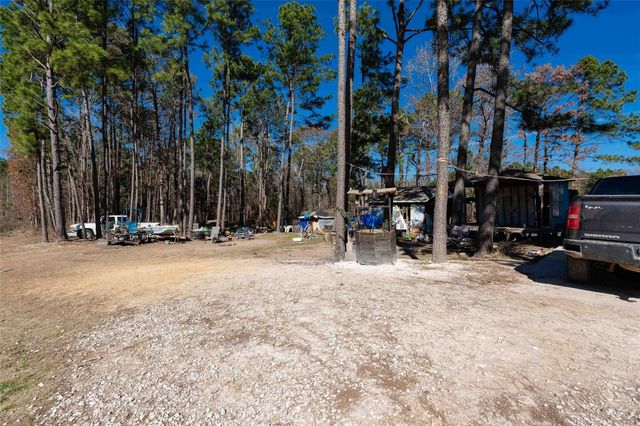 11 Seth Blvd, Cleveland, TX 77328