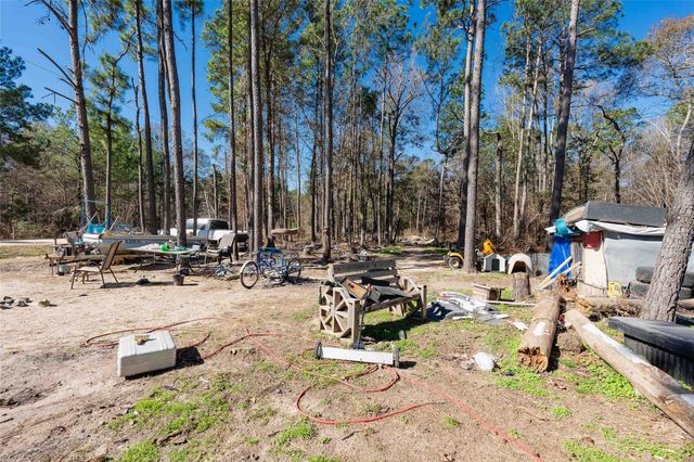 11 Seth Blvd, Cleveland, TX 77328