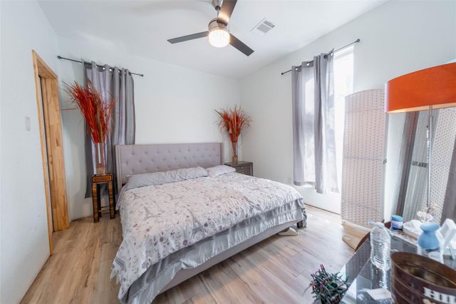 11 Seth Blvd, Cleveland, TX 77328