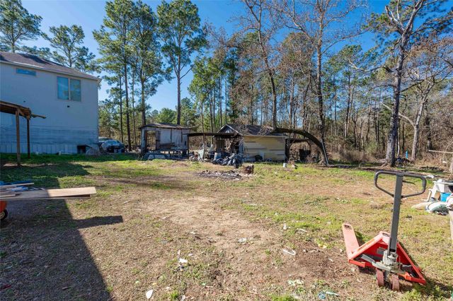 11 Seth Blvd, Cleveland, TX 77328