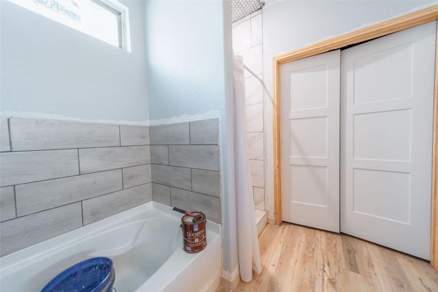 11 Seth Blvd, Cleveland, TX 77328