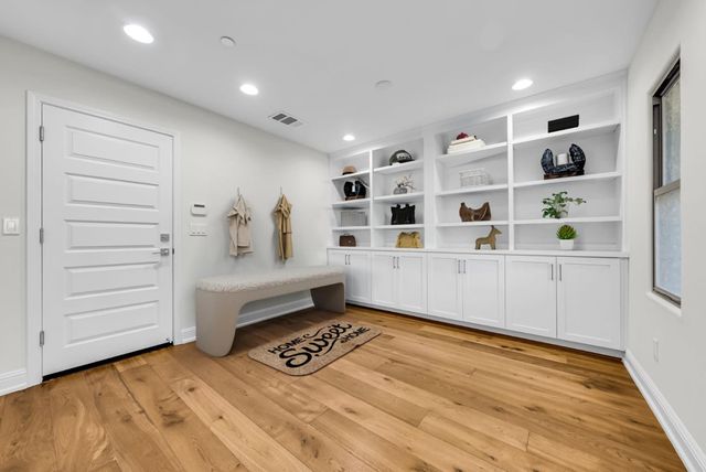 121 Fairchild Drive, Mountain View, CA 94043